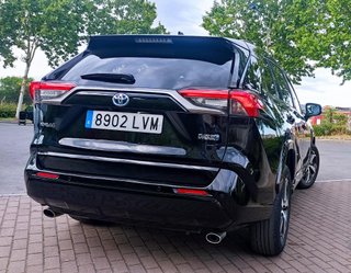 Toyota RAV4 Híbrido Enchufable 4x4 - NEGOCIABLE