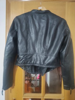 Cazadora Piel Negra Zara Talla L