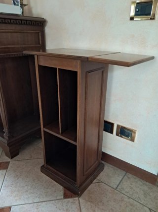 Mobiletto porta telefono in legno