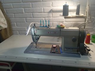 Máquina de coser industrial Alfa