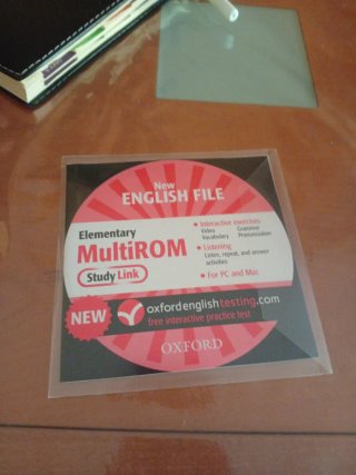New English File Elem Sb for Spain