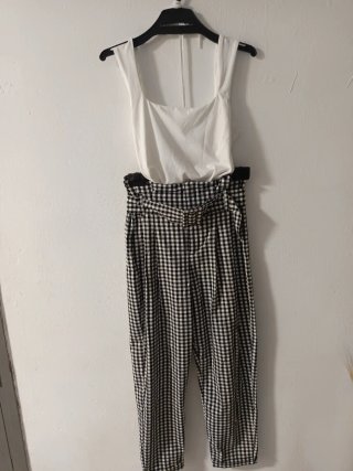 Traje cuadros blanco y negro