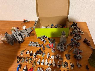 Lego Star Wars AT-AT y vehículos darth maul etc...