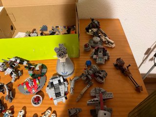 Lego Star Wars AT-AT y vehículos darth maul etc...