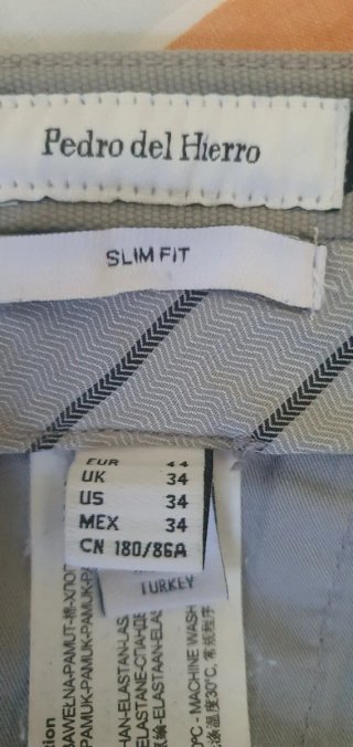 Pantalón chino color gris azulado