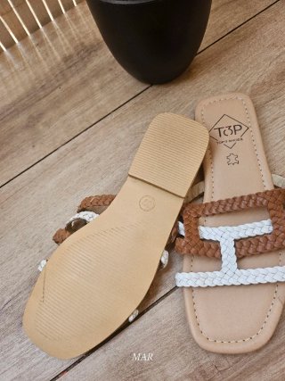 Sandalias TOP3 SHOES cuero trenzado marrón y blanc