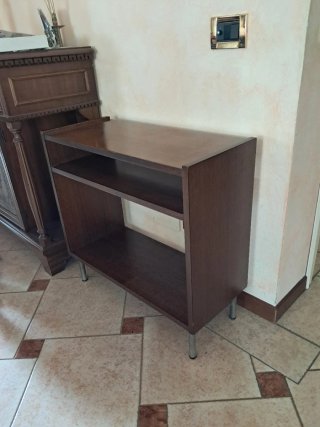 Mobiletto porta TV in legno marrone