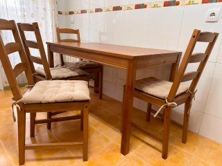 Mesa y 4 Sillas Comedor Ikea HÄGERNÄS