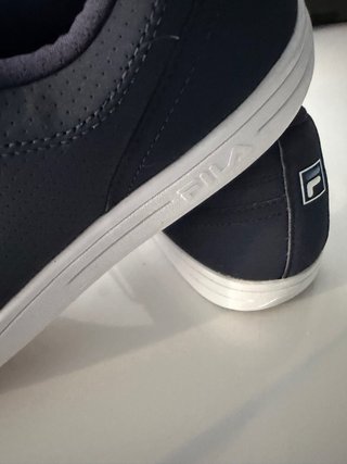 Zapatillas Fila Hombre Azul y Blanco