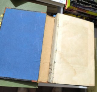 Libro antiguo coleccionista