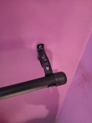 Barras de pared negras