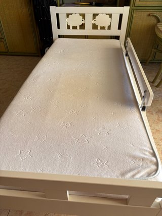 Cama infantil blanca IKEA KRITTER + colchón