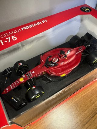 Ferrari F1-75 Charles Leclerc Scala 1:18