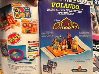 Lote 45 revistas Juguetes y Juegos de España.