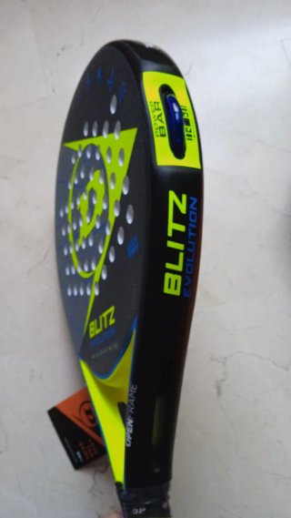 Paletero + Pala de Pádel Dunlop a estrenar.