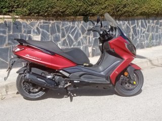 Kymco Superdink 125cc Roja 2021
