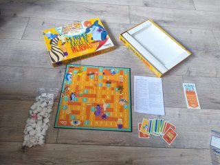 Pack 4 juegos de mesa: Twister, El diablo negro, M