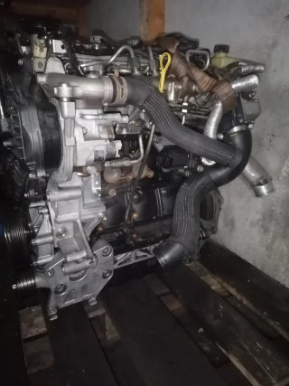 Motor Mazda RF