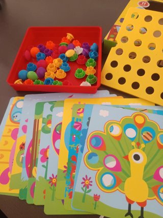 Juego educativo Arte con Botones