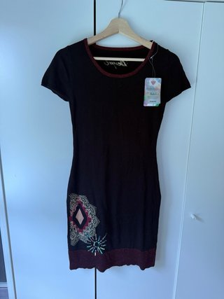 Vestido Desigual punto talla S con etiqueta