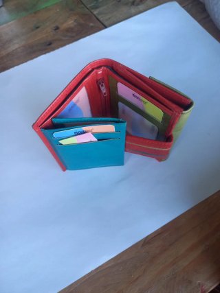Cartera Nieves Arce Aqua 8773 Roja y Verde