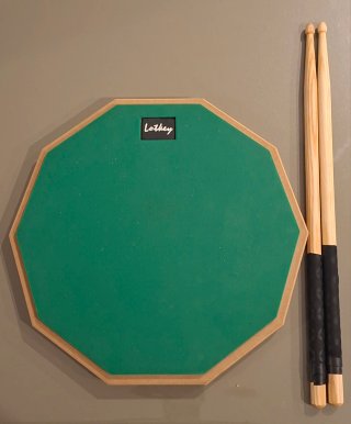 Pad de práctica Lotkey 12 + par de baquetas
