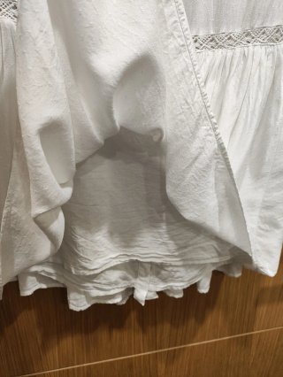 Vestido Zara blanco bordado y calado