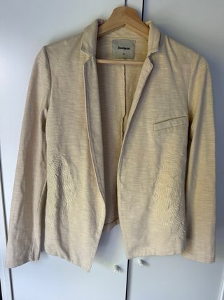Americana punto Desigual Talla 36 Beige