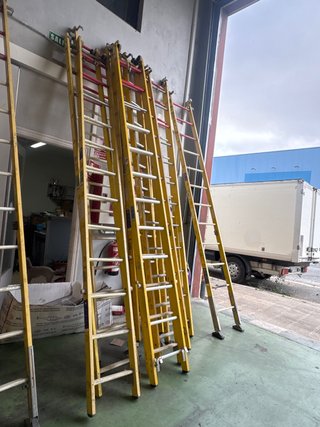 Escaleras Fibra 12 Peldaños