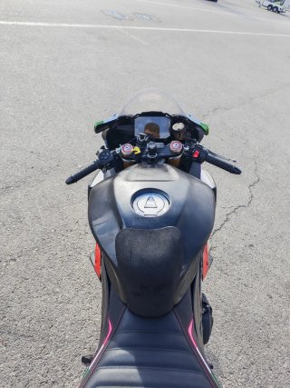 Carenado circuito Aprilia RSV4