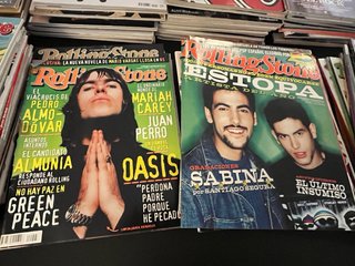 Lote de 55 revistas Rolling Stones música.