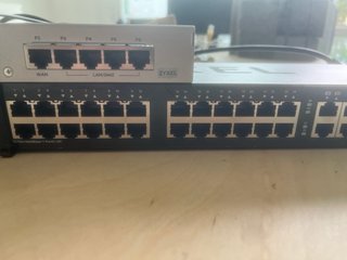 Firewall ZyWALL ATP100 y Switch Gigabit 24 Puertos