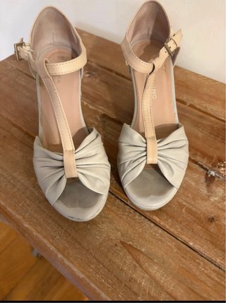 Sandalias cuña piel T-37