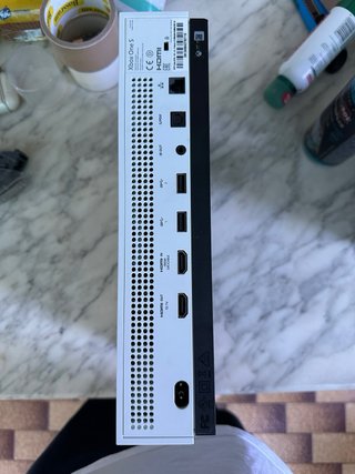 Xbox One S Microsoft