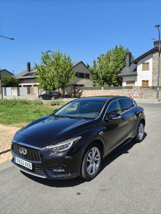 Infiniti Q30 2018