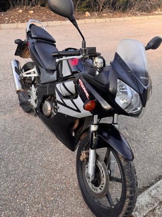 2 Honda CBR 125R Sportbike Negra/Plata - azul/neg