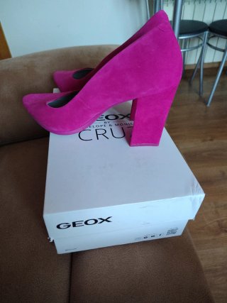 Zapatos de tacón Geox rosas