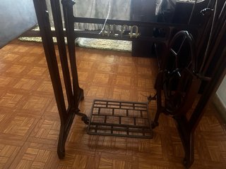 Máquina de coser Alfa de madera
