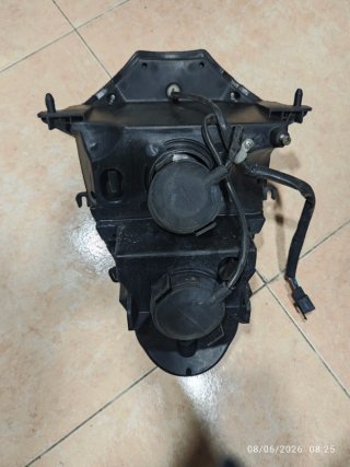 Faro Honda NES 125/150