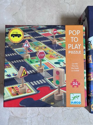 Barco Pirata Madera y Puzzles Gigantes Djeco