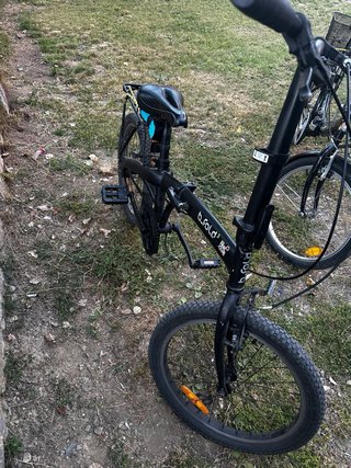 Bicicleta plegable negra