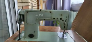 Máquina de coser Alfa 102-300