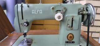 Máquina de coser Alfa 102-300