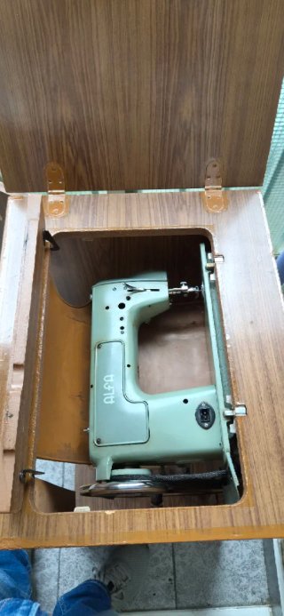 Máquina de coser Alfa 102-300