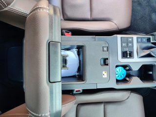 Toyota Land Cruiser 250 VX 2025