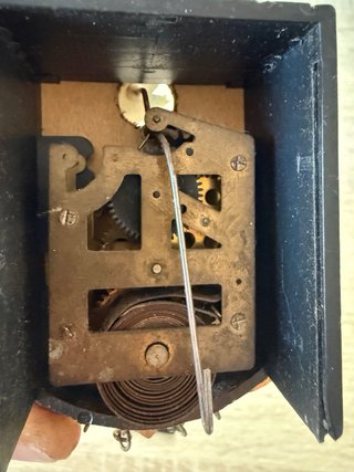 Reloj de cuco miniatura