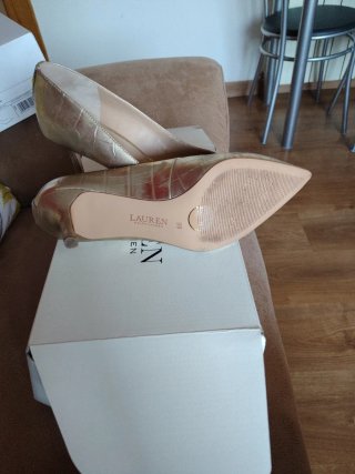 Zapatos de tacón Ralph Lauren dorados