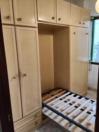 Mueble cama abatible con armario
