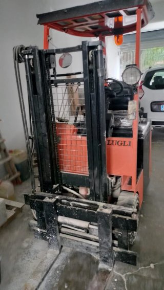 Carretilla elevadora eléctrica