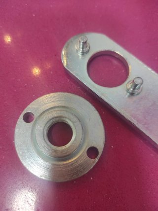 Llave de radial y arandela